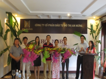 Hội nghị sơ kết 6 tháng đầu năm 2011