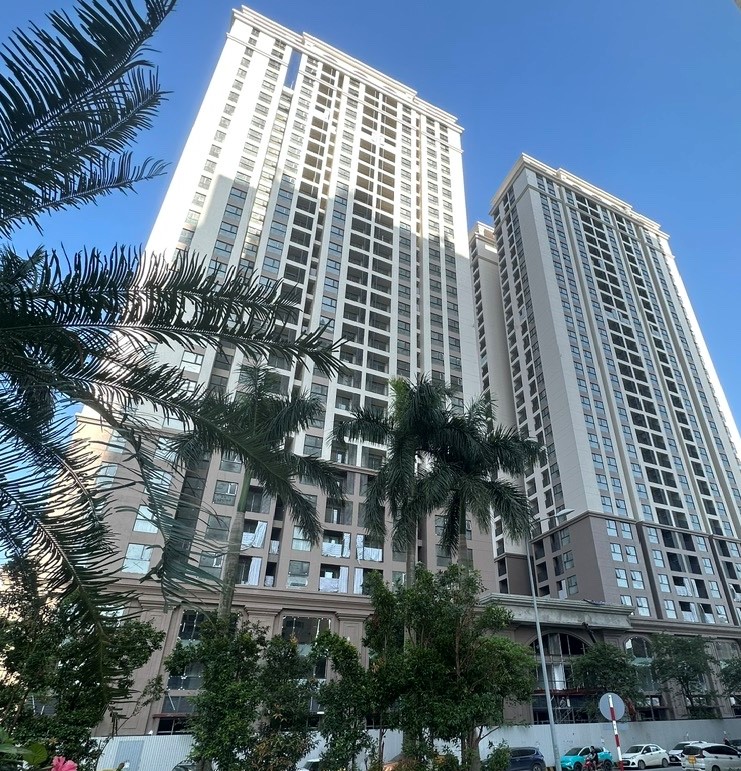 To&agrave;n cảnh 2 t&ograve;a th&aacute;p A v&agrave; B chung cư The Charm